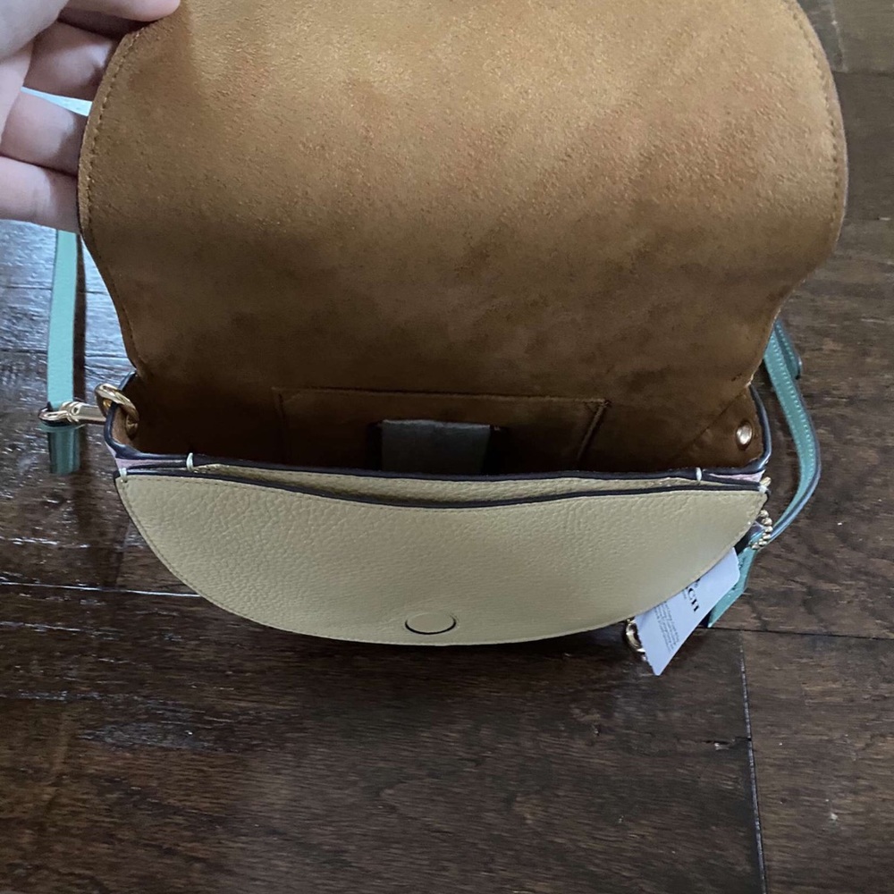 Coach Crossbody In Colorblock Vanilla Cream Multi - Picture 8 of 16